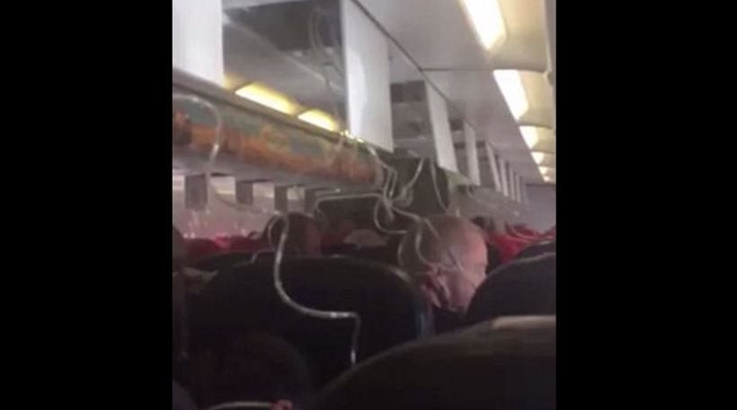 Πτήση τρόμου της Air Asia: Το αεροσκάφος έκανε βουτιά 20.000 ποδών και οι επιβάτες προσεύχονταν (βίντεο)